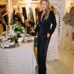 Ali Larter Instagram - ✨VB x FG✨This beautiful full moon night in Palm Beach, the dear friends, the killer suit and diamond danglers, and the wine made it all devilishly divine. Cheers to more Forever Gold moments! 🌕