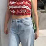 Ali Tate Cutler Instagram - I normally wouldn’t gravitate towards a loose crop top with midriff and back exposed but I think we should do something everyday that pushes us a bit out of our comfort zones 🤷‍♀️ I just started trying the cult fave @stitchfix so I can try new trends with no strings attached. Also my brain power is saved for the other stuff because my Stitch Fix stylist picks out the best pieces for me. In LOVE ❤️ with this look! #stitchfixpartner #StyleYouCanFeel #stitchfixstyle