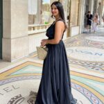 Alia Chergui Instagram - Summer style 🖤 6