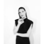 Alia Chergui Instagram - Éveillez vos sens avec l’essence intemporelle de @gisadaofficial , une symphonie olfactive captivante qui transcende l’élégance. L’art de la séduction, encapsulé dans chaque goutte. #gisada #fragrance Collaboration DA @focalisations