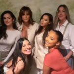 Alia Chergui Instagram - Projection en avant première de la série @bridgertonnetflix avec les copines chez @maisonladuree #bridgerton