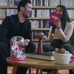 Alia Chergui Instagram - À l’occasion de la sortie de la nouvelle fonctionnalité Live Speed Dating de @Meetic, nous nous sommes prêtés au jeu en vrai et nous avons adoré revivre notre première rencontre 💕 Comme vous pouvez le constater on a beaucoup ri 😂 Si vous êtes célibataires et que vous souhaitez faire des rencontres soit dans la vraie vie : direction le @Printemps Haussmann le 28 mars ou le 18 avril ou soit depuis votre canapé, sur l’app @Meetic : tous les dimanches soirs de 18h à 22h 😊