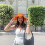 Alia Chergui Instagram - Paris l’été 🤍 Pour ceux qui sont partie, vous avez été ou pendant les vacances ? 😁😎☀️ 4