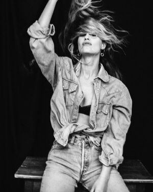 Alice David Instagram - Unpublished vieillerie 
📸 @francoisberthier
