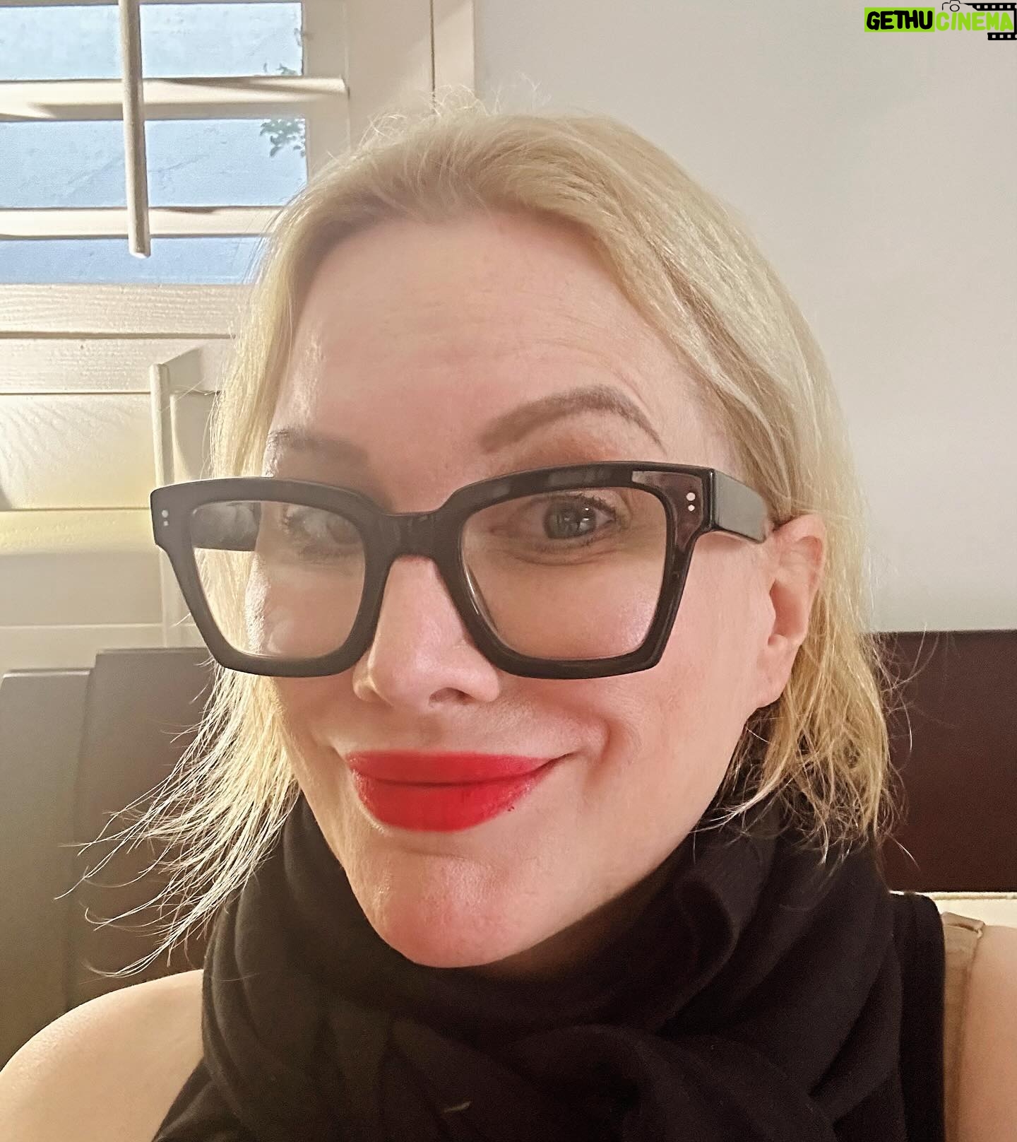 Alice Evans - 2K Likes - Best time ever. Thanks for all the supportive feedback. I go out so much less than I used to but…. I see that changing in the not too distant future 🤭Oh and I cut my hair into a bob last week.