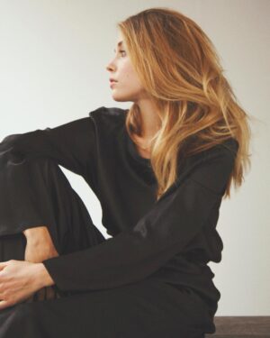 Alice Isaaz Instagram - @julien_vallon
