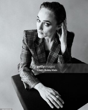 Alice Kremelberg Instagram - Photo dump part one 🖤
📸 @robbysphotos 
Mua @robrumseymua 
Hair @christianmarc 
Suit @viviennewestwood
#tca #renegadenell