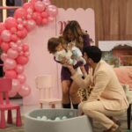 Alice Alves Instagram - Alice Alves e a filha Benedita estiveram ‘Em Família’ 💗 A apresentadora falou sobre os desafios de ser mãe! Alice e a filha Benedita que tem apenas um ano, amanhã irão celebrar o dia da mãe, juntas! 🫧 A decoração mais gira da @nuvemdepanobabyandkids e @amorcompormenor 💕