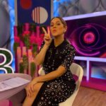 Alice Alves Instagram - Hoje há mais e mais cedo… A partir das 17:15 na @tvioficial Até logo :)