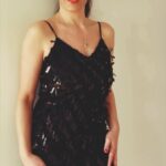 Alice Bendová Instagram - Milan musí snít, jinak to nejde. Liduna( @cukrarinka_ ) se sice kvůli němu snaží, ale skutek utek🤣. A pokud i Vy, holky, chcete ty nádherný večerní šatičky nebo kožený sandálky na podpatku nebo se chcete s nějakým Milanem vyválet v saténovým povlečení, mrkněte na @zoot_cz ⭕️⭕️⭕️SLEVA 30% na @zoot_cz Stačí použít kód ALICE30 při nákupu v ČR nebo 30ALICE pro Slovensko. Sleva platí na vše včetně zlevněného zboží. Platnost promo kódu je pouze do páteční půlnoci 12.4. ⭕️⭕️⭕️ #zoot #zoot_cz #moda #styl