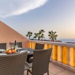 Alice Bendová Instagram - 🌴🌴🌴Přátelé, VELIKONOCE v jednom z našich apartmánů na Tenerife jsou VOLNÉ. Ráda se tam o Vás postarám❤️🐠🐠🐠🌴🌴🌴🌴 🐠🌴Pište na veselaalice@seznam.cz🐠🌴 Foto a video by @real.estatevideography.cz #tenerife #easter #holiday #rent #apartmentforrent #family #relax