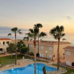 Alice Bendová Instagram - 🐠🐠🐠POSLEDNÍ VOLNÉ TERMÍNY V NAŠICH APARTMÁNECH NA TENERIFE V LOS GIGANTES DO ZÁŘÍ 🐠🐠🐠 Naše apartmány 2 kk a 3 kk mají velké terasy, výhled na oceán, bazén, zahradu, garáž a vše v dostupné vzdálenosti🌴 🐠🐠🐠VOLNÉ TERMÍNY : 19.3.-27.3., 20.3.-19.4., 8.4.-14.4., 27.5.-4.9., 23.7.-1.8. A pak od 3.9. 🐠🐠🐠 Data pobytu si můžete přizpůsobit Vašim potřebám❤️ Cena od 99€ za celý apartmán/noc REZERVACE a INFO pište na : veselaalice@seznam.cz #rent #apartmentforrent #tenerife #renttenerife @real.estatevideography.cz