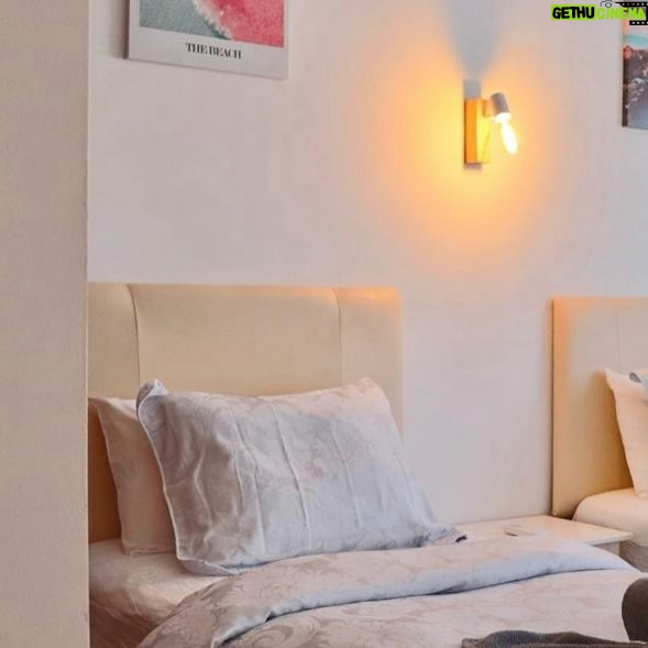 Alice Bendová Instagram - 🐠🐠🐠POSLEDNÍ VOLNÉ TERMÍNY V NAŠICH APARTMÁNECH NA TENERIFE V LOS GIGANTES DO ZÁŘÍ 🐠🐠🐠 Naše apartmány 2 kk a 3 kk mají velké terasy, výhled na oceán, bazén, zahradu, garáž a vše v dostupné vzdálenosti🌴 🐠🐠🐠VOLNÉ TERMÍNY : 19.3.-27.3., 20.3.-19.4., 8.4.-14.4., 27.5.-4.9., 23.7.-1.8. A pak od 3.9. 🐠🐠🐠 Data pobytu si můžete přizpůsobit Vašim potřebám❤️ Cena od 99€ za celý apartmán/noc REZERVACE a INFO pište na : veselaalice@seznam.cz #rent #apartmentforrent #tenerife #renttenerife @real.estatevideography.cz