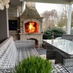 Alice Bendová Instagram - A my jsme připraveni zahájit grilovací sezónu🙏. @woodplasticcz @maron.cz @hrdina.tom @ratanovysvet.cz #sezona #jaro #grill #family #easter