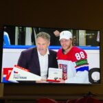 Alice Bendová Instagram - Tak konečně nás zase něco stmelilo. Kluci, moc děkujeme, byli jste neskuteční 🙏🙏🙏 #hockey #mistrisveta #mistrovstvisveta #zlato #czechhockey #czechrepublic #champion #proud #weareproud #thankyou #o2arena #icehockey