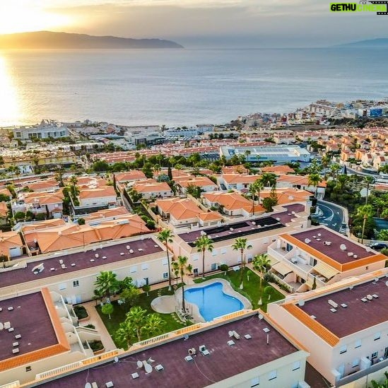Alice Bendová Instagram - ‼️‼️‼️POSLEDNÍ VOLNÝ JARŇÁKOVÝ TÝDEN V NAŠEM APARTMÁNU NA TENERIFE V LOS GIGANTES‼️‼️‼️ 2 ložnice, 2 koupelny, terasa s výhledem na oceán, bazén, zahrady 🐠🐠🐠AKCE -40%🐠🐠🐠CELÝ APARTMÁN PRO AŽ 5 OSOB : 71 € ✅✅✅ 🌴🌴🌴TERMÍN JIŽ OD 25.2. -1.3. 🌴🌴🌴 REZERVACE A INFO: veselaalice@seznam.cz #travel #springholiday #holiday #instaholiday #instamood #fun #apartmentforrent #rent