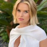 Alice Eve Instagram - BELGRAVIA coming soon to @itv @epix