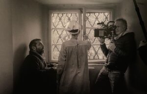 Alicia von Rittberg Instagram - 🤍 Charité wird heute nochmal gezeigt!
21.04. Folge 1-3
22.04. Folge 4-6
um 20.15 Uhr auf ARD

#ZoranBravaric
#HollyFink
#SönkeWortmann
Foto: #NikKonietzny