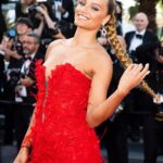Alicia Aylies Instagram - Red Carpert for 3000 ans à t’attendre by @metropolitanfilms 👏🏽 Le film se présente comme étant une réflexion sur l’histoire du monde , comment elle a commencé et comment elle se terminera . Si vous aimez les films fantastiques où des histoires de vœux , de contes et de génies s’entremêlent , ce film vous allez l’adorer ! @audyssee 🙏🏽😘 Mua @lindzyparis Hair by @chrisnael / @franckprovostparis Jewerly by @helenajoyjewelry Dress by @lenatoyaparis 📸 @ppress_photography #cannes #festival #2022 #redcarpet #reddress #brownskingirls