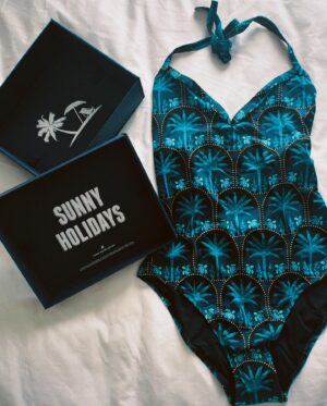 Alicia Aylies Instagram - J’ai pu découvrir en exclusivité la nouvelle collection en édition limitée  @visitabudhabi x @vilebrequin pendant le festival de Cannes ! ✨😍

Abu Dhabi see you very very soon !! 😌😬😍

©️ @christopheclovis 

#festivaldecannes #collaborationremunérée
