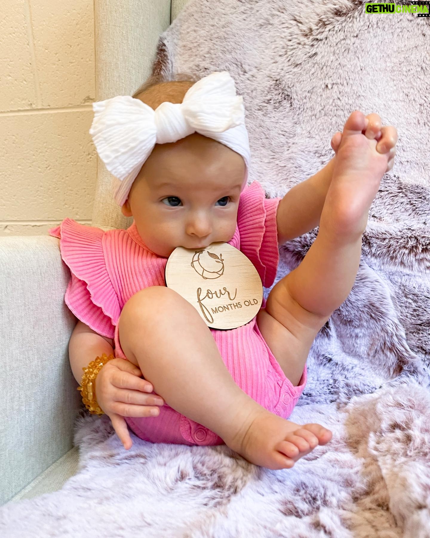 Alicia Banit Instagram - Okay little miss 4 month old 🤯 Our girl is growing up so fast! Literally everybody she meets says she’s so chill and happy, she’s rolling around like a champion and she has a TOOTH! SO MUCH DROOL! She loves people and her laughs are what dreams are made of. This was the fastest month by far and the biggest growth spurt! Those blue eyes are always watching and she’s so curious about everything around her. Watching her personality come to life is our favourite thing in the world and I didn’t think it was possible but our love for her grows every single day!