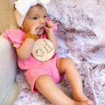 Alicia Banit Instagram - Okay little miss 4 month old 🤯 Our girl is growing up so fast! Literally everybody she meets says she’s so chill and happy, she’s rolling around like a champion and she has a TOOTH! SO MUCH DROOL! She loves people and her laughs are what dreams are made of. This was the fastest month by far and the biggest growth spurt! Those blue eyes are always watching and she’s so curious about everything around her. Watching her personality come to life is our favourite thing in the world and I didn’t think it was possible but our love for her grows every single day!
