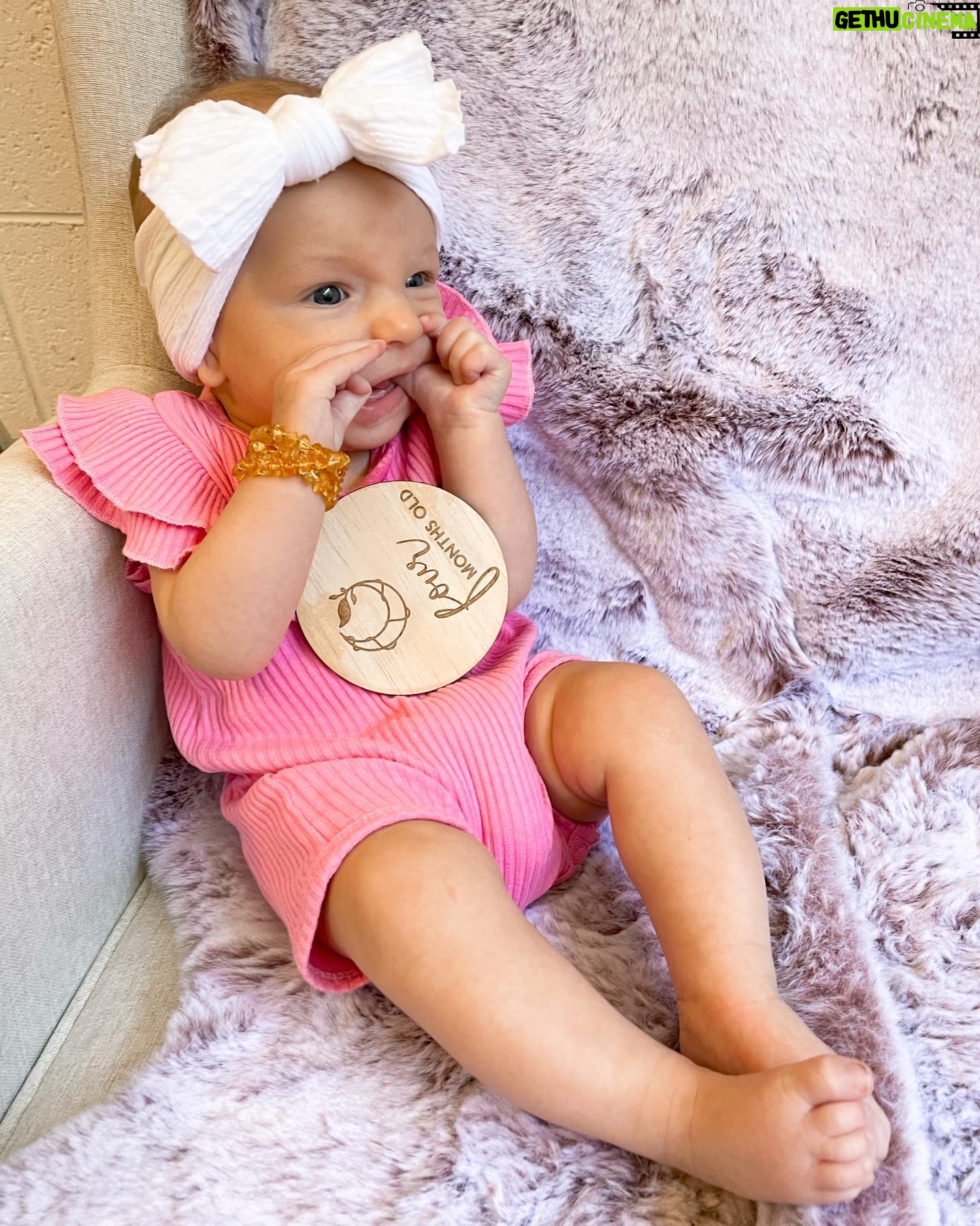 Alicia Banit Instagram - Okay little miss 4 month old 🤯 Our girl is growing up so fast! Literally everybody she meets says she’s so chill and happy, she’s rolling around like a champion and she has a TOOTH! SO MUCH DROOL! She loves people and her laughs are what dreams are made of. This was the fastest month by far and the biggest growth spurt! Those blue eyes are always watching and she’s so curious about everything around her. Watching her personality come to life is our favourite thing in the world and I didn’t think it was possible but our love for her grows every single day!