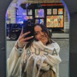 Alicia Jaziz Zapién Instagram - Pausa la vida, y comete una galleta o croissant en Nueva York.