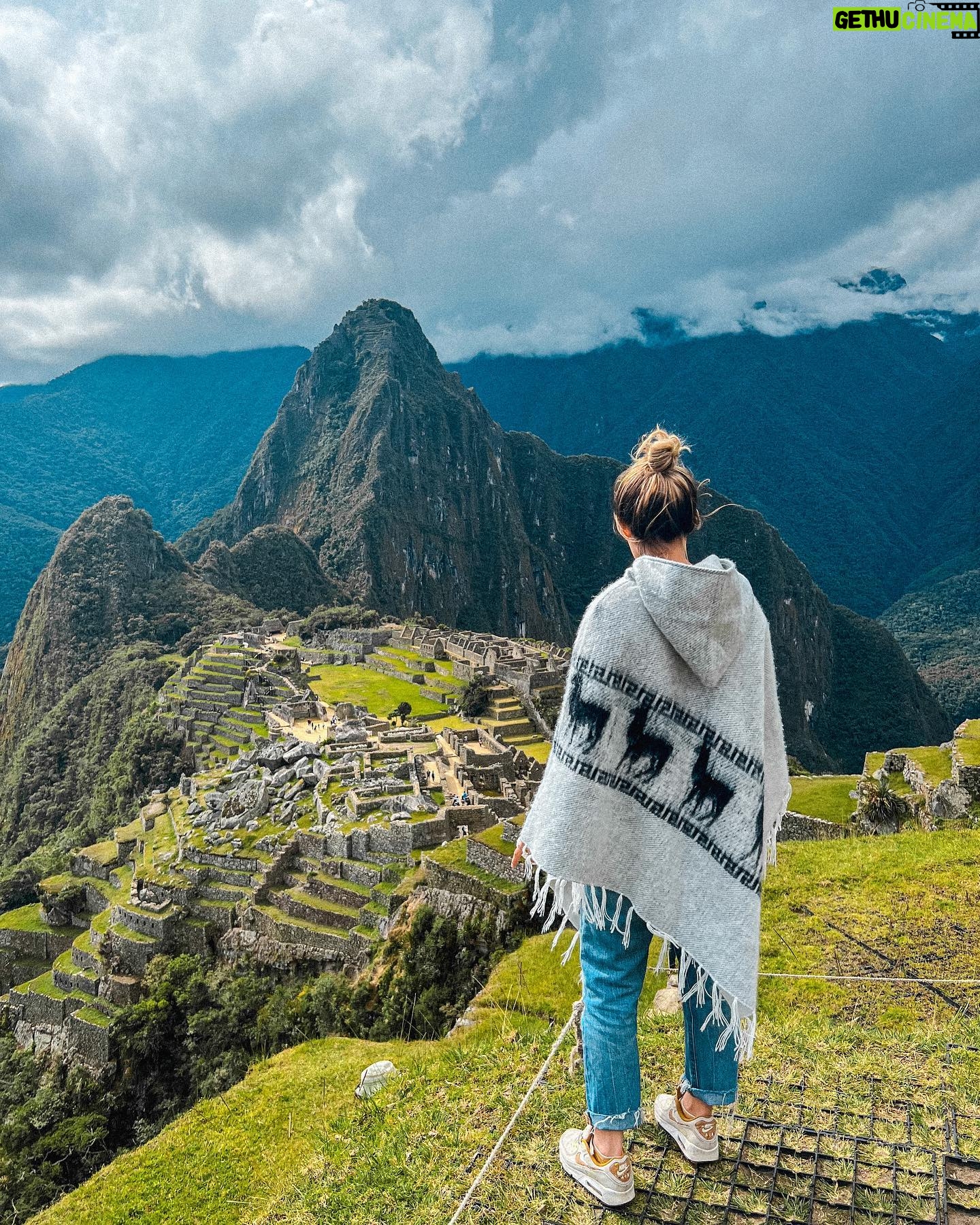 Alicia Jaziz Zapién Instagram - .MACHUPICCHU. . . .