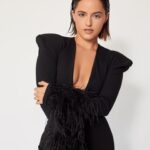 Alicia Jaziz Zapién Instagram - Black is the new white!