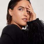 Alicia Jaziz Zapién Instagram - Black is the new white!