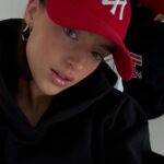 Alicia Moffet Instagram - Convalescence but make it fashion 🧢