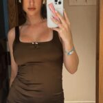 Alicia Moffet Instagram - vacation dinner grwm <3