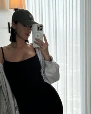 Alicia Moffet Instagram - March 🤠