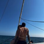 Alicia Moffet Instagram – sur l’eau avec les potes 🚣🏼
