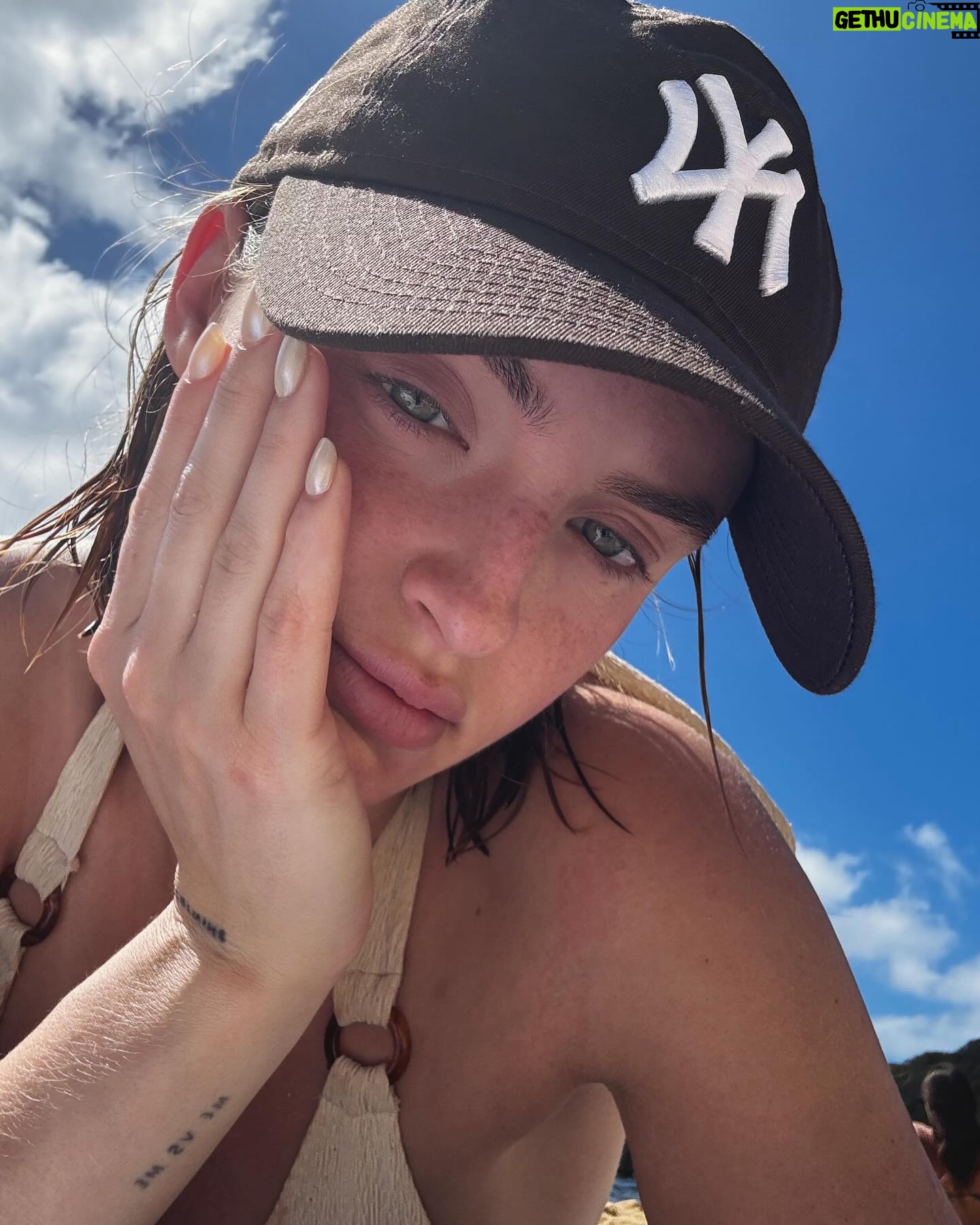Alicia Moffet - 3 Likes - another day another freckle sesh