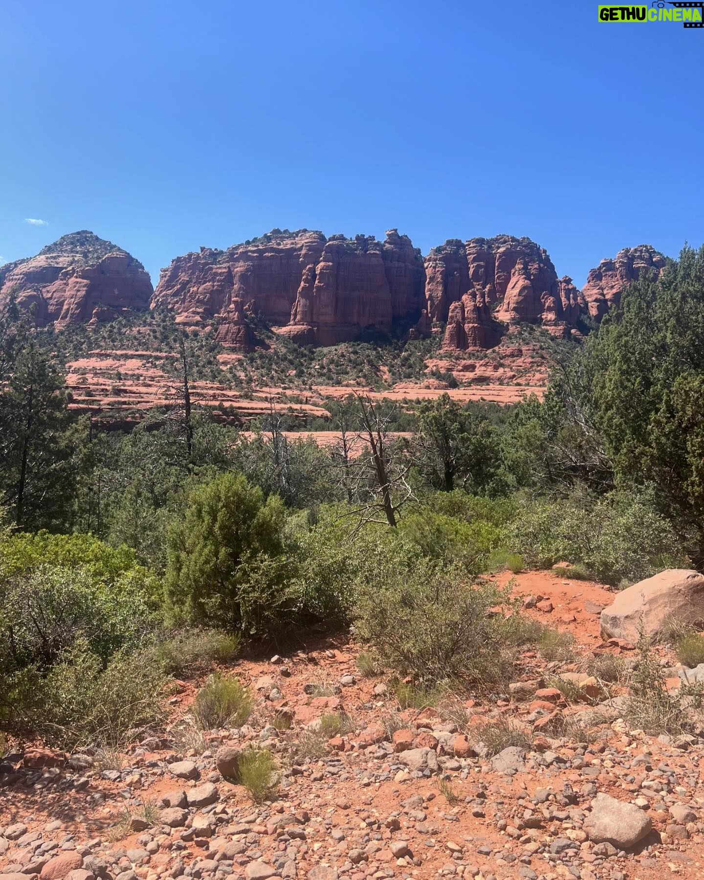 Alicia Sanz Instagram - Arizona you were pretty ✨🧙♀️🐍🏜️🌵🧚♥️🦂