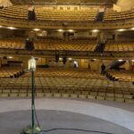 Alicia Sanz Instagram – The theater. The sacred space of theater. There’s something sacred about theater. It’s like going to church. You confront yourself. You dream. You cry. You laugh. And most importantly, you commit at least 1.5 hours to stay present, to not look at your phone. Sacred, the sacred space of theatre.

El teatro. El sagrado lugar del teatro. El teatro tiene mucho de sagrado. Es como ir a misa. Tienes que enfrentarte a ti mismo. Y puedes soñar. Llorar. Reir. Y lo mas importante, desconectar al menos 1.5 horas para estar presente. El teatro. El sagrado espacio del teatro.

#primafacie #adollshouse #thesigninsidneybrusteinswindow