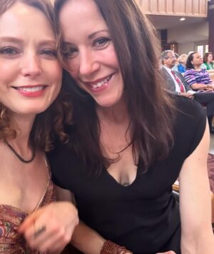 Alicia Witt Instagram - my honorary godson is a graduate 🧑‍🎓

so beyond words proud of the young man i’ve had the honor of watching @ben.larson09 become. his next chapter is @usnavy boot camp in july, following his amazing brother (and also my honorary godson 😭) @samlarsxn, home on leave to attend ben’s baccalaureate. 

i remain forever in awe at @elizaann360 for making it all look so easy. superwoman ❤️

grateful for this chosen family.