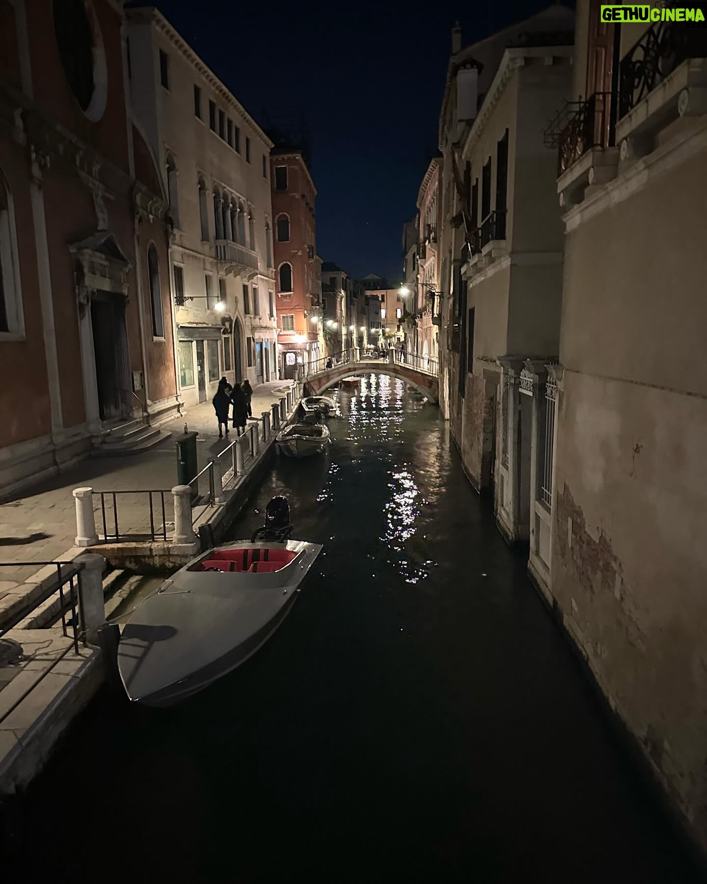 Alicja Bachleda-Curuś Instagram - Venice by night @labiennale ✨