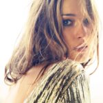 Alicja Bachleda-Curuś Instagram - Some time ago in Cali ✨✨✨ thank you @stareoness for the reminder and all the fun we had 📷 #viva!magazyn @knockknockactors @rgkimono ☀️👯‍♀️