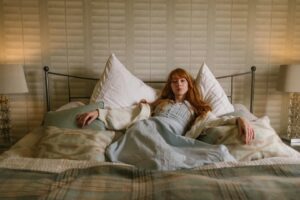 Alina Kovalenko Instagram - Some movie stills by a magicmaker
@sarakhanov 🖤