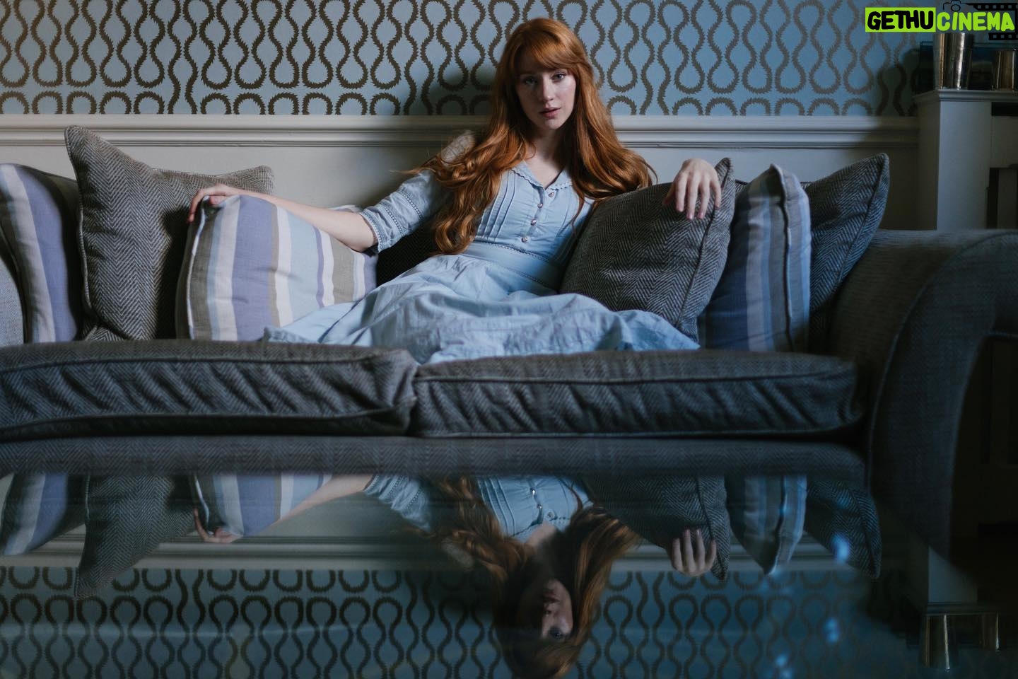 Alina Kovalenko - 5.5K Likes - Some movie stills by a magicmaker
@sarakhanov 🖤