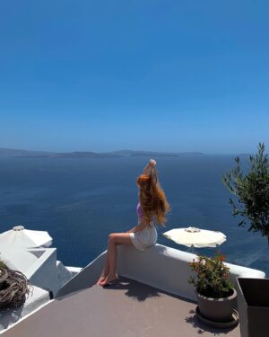 Alina Kovalenko Instagram - All shades of BLUE

Best host: @nostosapartments 🦋