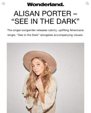 Alisan Porter Instagram - Thank you so much @wonderland 🫶🏽🫶🏽🫶🏽

📸 @jenrosenstein 

https://www.wonderlandmagazine.com/2024/01/19/alisan-porter-see-in-the-dark/