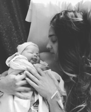 Alisan Porter Instagram - MOTHERHOOD 🔌