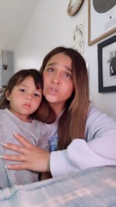 Actress Alisan Porter HD Instagram Photos and Wallpapers May 2024