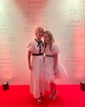 Alisha Weir Instagram - IFTA awards 24 ✨🤍
I was so excited to present two Awards at the IFTAs this year! Tune in tonight RTE2 at 9.35pm. Thank you so much for inviting me @universal_irl and @iftaacademy 
I had such a special night!!! Congratulations to all the nominees and Winners. 🖤