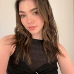 Alisha Newton Instagram - I’ve been getting so many questions about how I do my lashes and my secret is Panorama mascara ☺️💋 @lorealparis #ad #LorealParisPartner #PanoramaMascara #LorealParis #MakeupRoutine