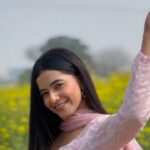 Alisha Parveen Instagram - 💛 #reels #reelsinstagram #reelitfeelit #udaariyaan